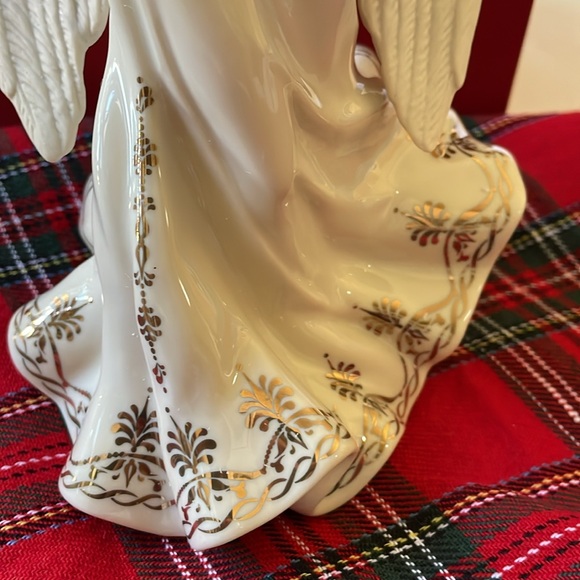 Lenox First Blessing Nativity Angel of Hope porcelain with box - Picture 4 of 8